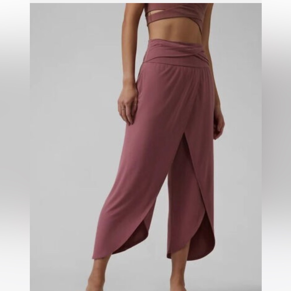 Athleta Mauve Wrap Culotte Pants